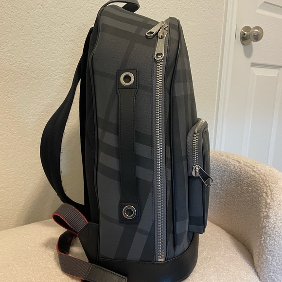 Burberry Rocco London Check Backapack - Picture 6 of 15
